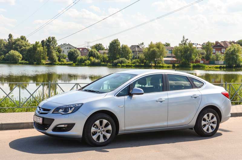 Opel Astra - просрочки в 32% случаев